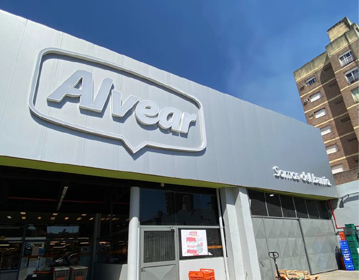 Alvear