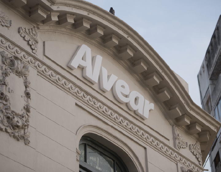 Alvear